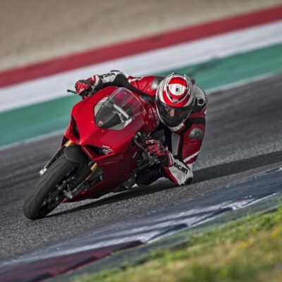 RIDING Coll36